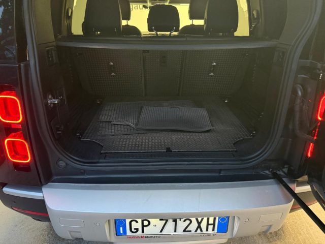 LAND ROVER Defender usata, con Climatizzatore