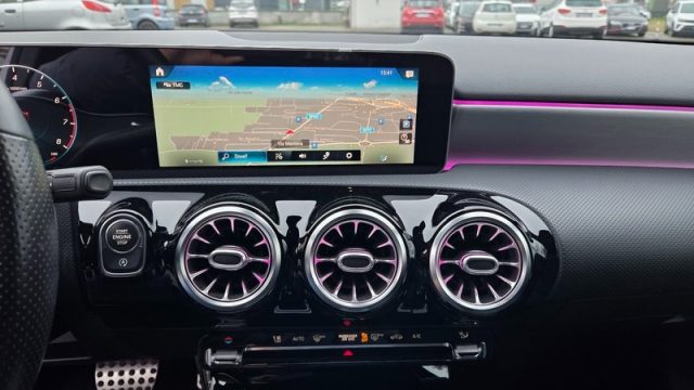MERCEDES-BENZ A 200 usata, con Fari LED