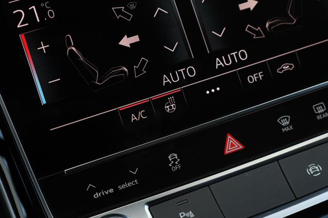 AUDI A8 usata, con Autoradio digitale