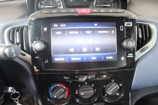 LANCIA Ypsilon usata, con Fendinebbia