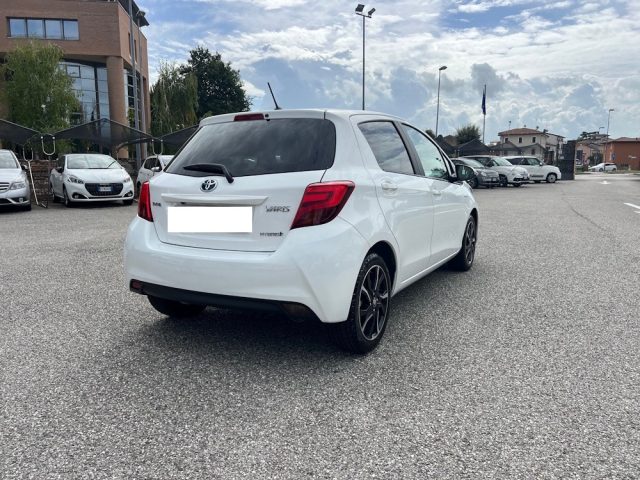 TOYOTA Yaris usata, con Cerchi in lega