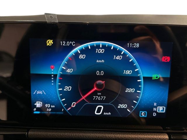 MERCEDES-BENZ GLA 200 usata, con ESP