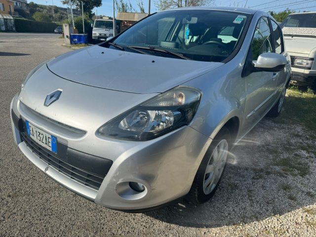 RENAULT Clio usata, con Airbag laterali
