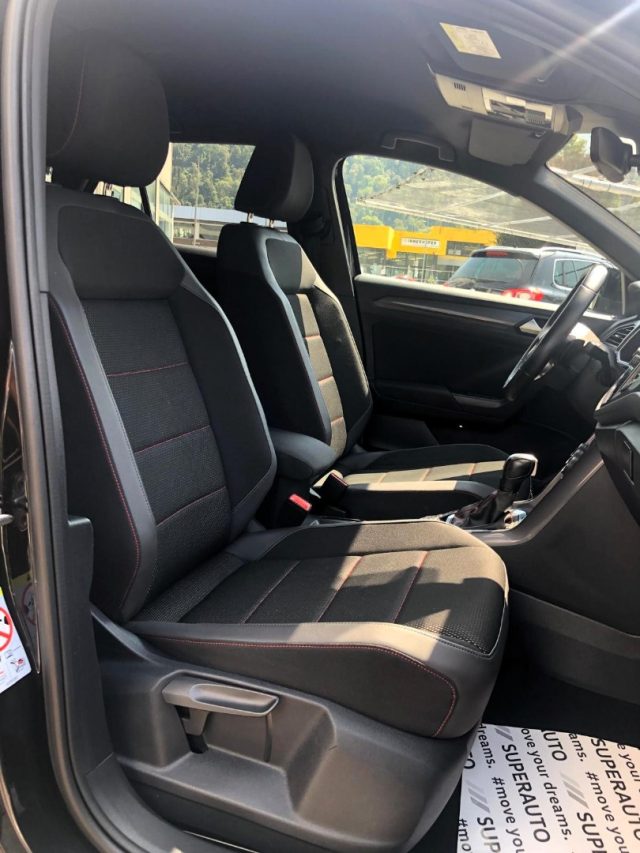 VOLKSWAGEN T-Roc usata, con Fendinebbia