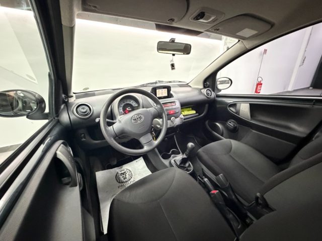TOYOTA Aygo usata, con Sistema di navigazione