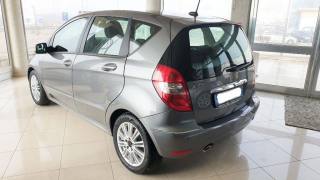 MERCEDES-BENZ A 160 usata, con Autoradio