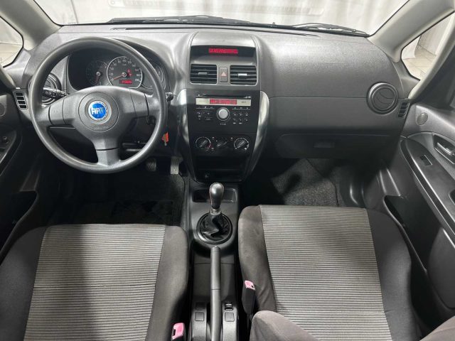 FIAT Sedici usata, con Specchietti laterali elettrici