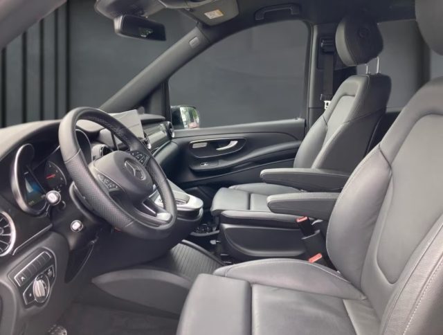 MERCEDES-BENZ V 300 usata, con Alzacristalli elettrici