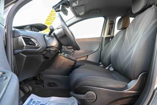 LANCIA Ypsilon usata, con Park Distance Control