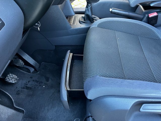 VOLKSWAGEN Touran usata 28