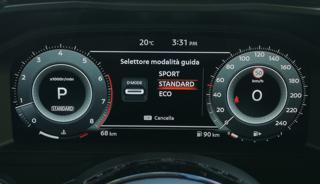 NISSAN Qashqai usata, con Volante in pelle