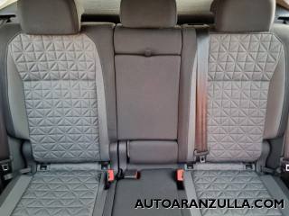 VOLKSWAGEN Tiguan usata, con Leve al volante