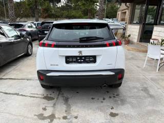 PEUGEOT 2008 usata, con Alzacristalli elettrici
