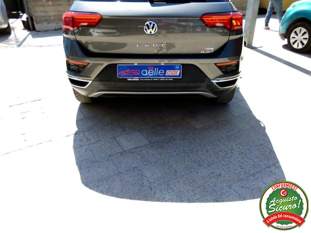 VOLKSWAGEN T-Roc usata, con Isofix