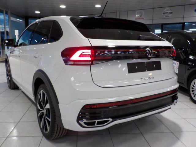 VOLKSWAGEN Taigo usata, con USB