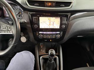 NISSAN Qashqai usata, con Controllo elettronico della corsia