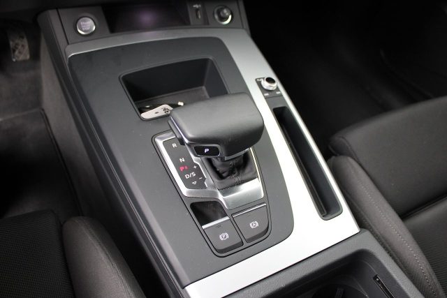AUDI Q5 usata, con Controllo automatico clima