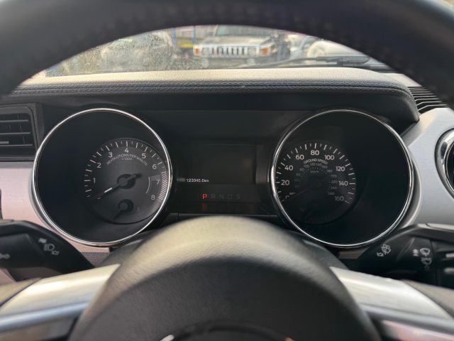 FORD Mustang usata, con Servosterzo