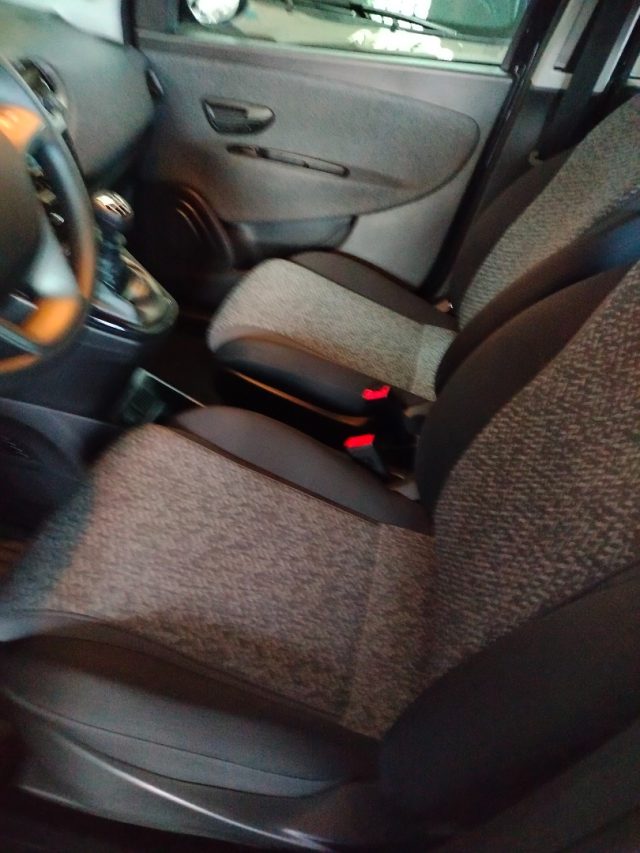 LANCIA Ypsilon usata, con Servosterzo