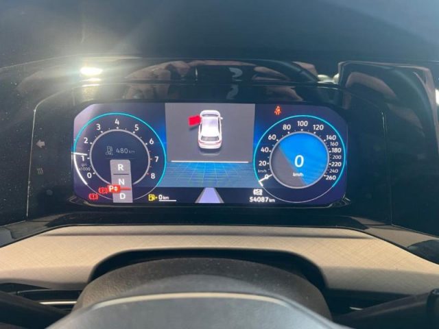 VOLKSWAGEN Golf usata, con Boardcomputer