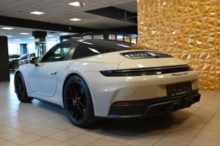 PORSCHE 992 usata 39