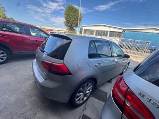 VOLKSWAGEN Golf usata, con Autoradio