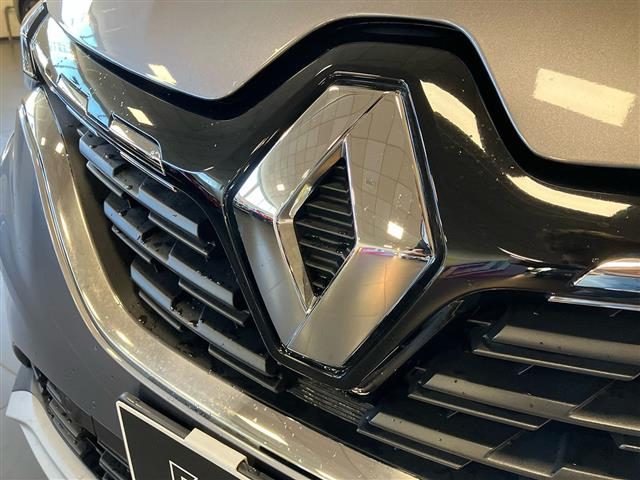 RENAULT Captur usata 23