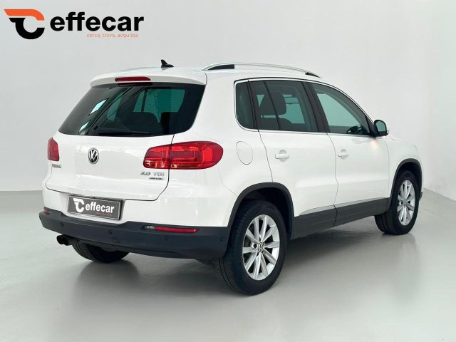 VOLKSWAGEN Tiguan usata, con Autoradio