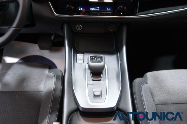 NISSAN Qashqai usata, con Monitoraggio pressione pneumatici