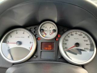 PEUGEOT 207 usata, con Autoradio