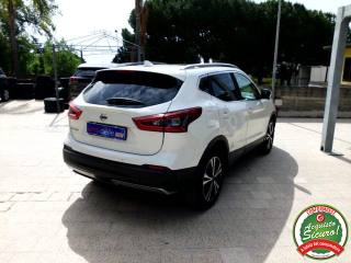 NISSAN Qashqai usata, con Boardcomputer