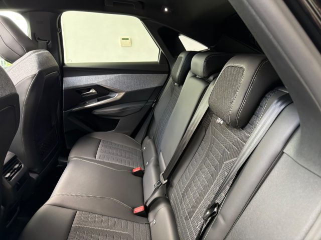 PEUGEOT 3008 usata, con Volante multifunzione