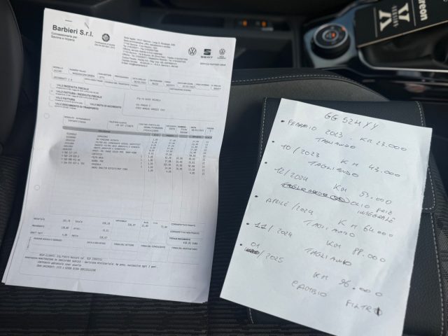 VOLKSWAGEN T-Roc usata 29