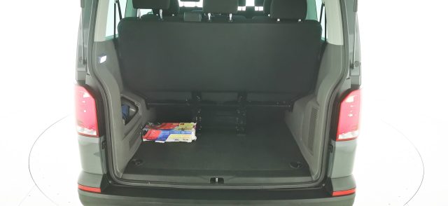 VOLKSWAGEN Caravelle usata, con MP3