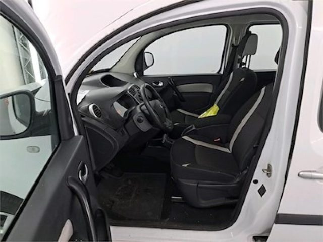 RENAULT Kangoo usata, con Alzacristalli elettrici