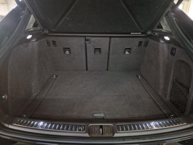 PORSCHE Macan usata, con Sedile posteriore sdoppiato