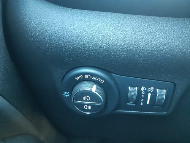 JEEP Compass usata, con Servosterzo