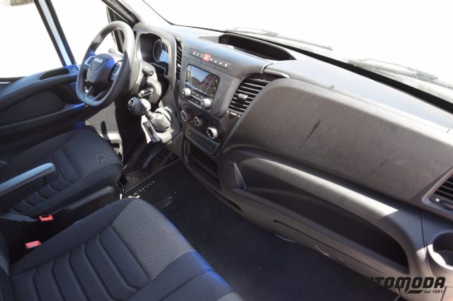 IVECO Daily usata 9