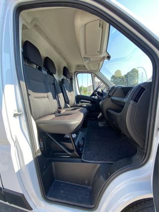 PEUGEOT Boxer usata, con Park Distance Control