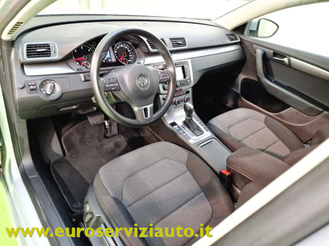 VOLKSWAGEN Passat usata 37