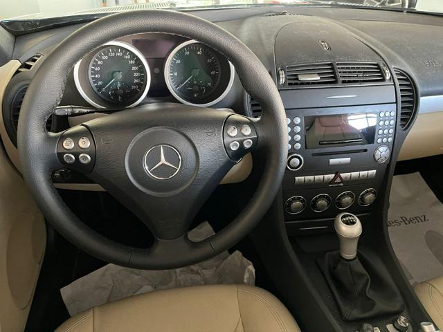 MERCEDES-BENZ SLK 200 usata, con Cerchi in lega