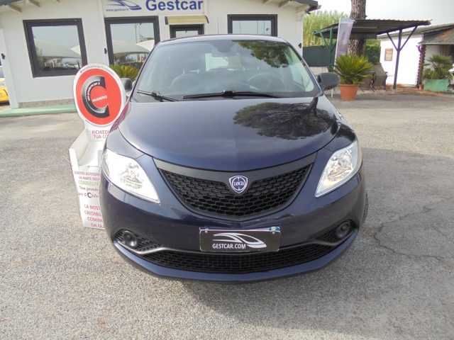 LANCIA Ypsilon usata, con Autoradio