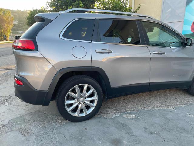 JEEP Cherokee usata, con Chiusura centralizzata