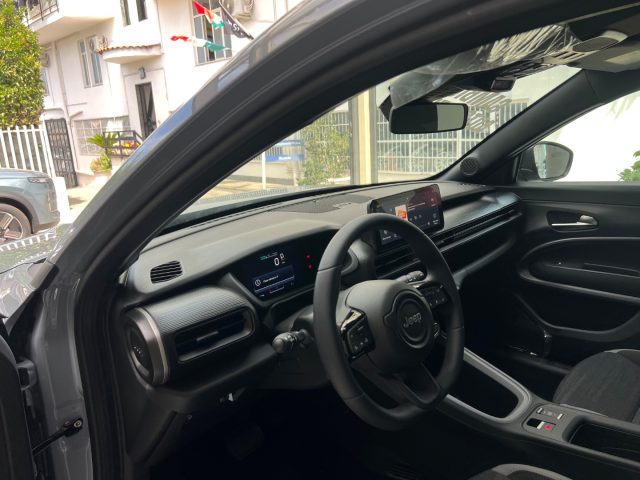 JEEP Avenger usata, con Isofix