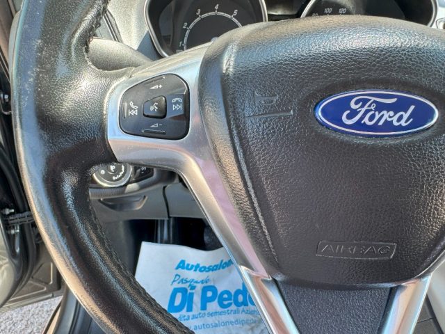 FORD B-Max usata, con Volante multifunzione
