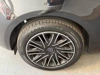 LANCIA Ypsilon usata, con Specchietti laterali elettrici