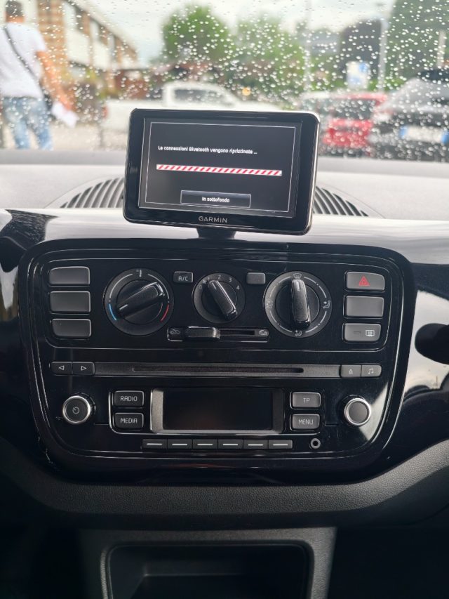 VOLKSWAGEN up! usata, con Cruise Control
