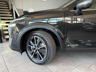 NISSAN Qashqai usata, con Controllo automatico clima