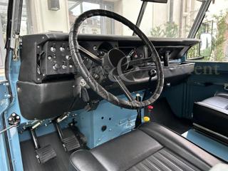 LAND ROVER Defender usata 5