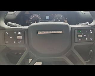 LAND ROVER Defender usata, con Portellone posteriore elettrico